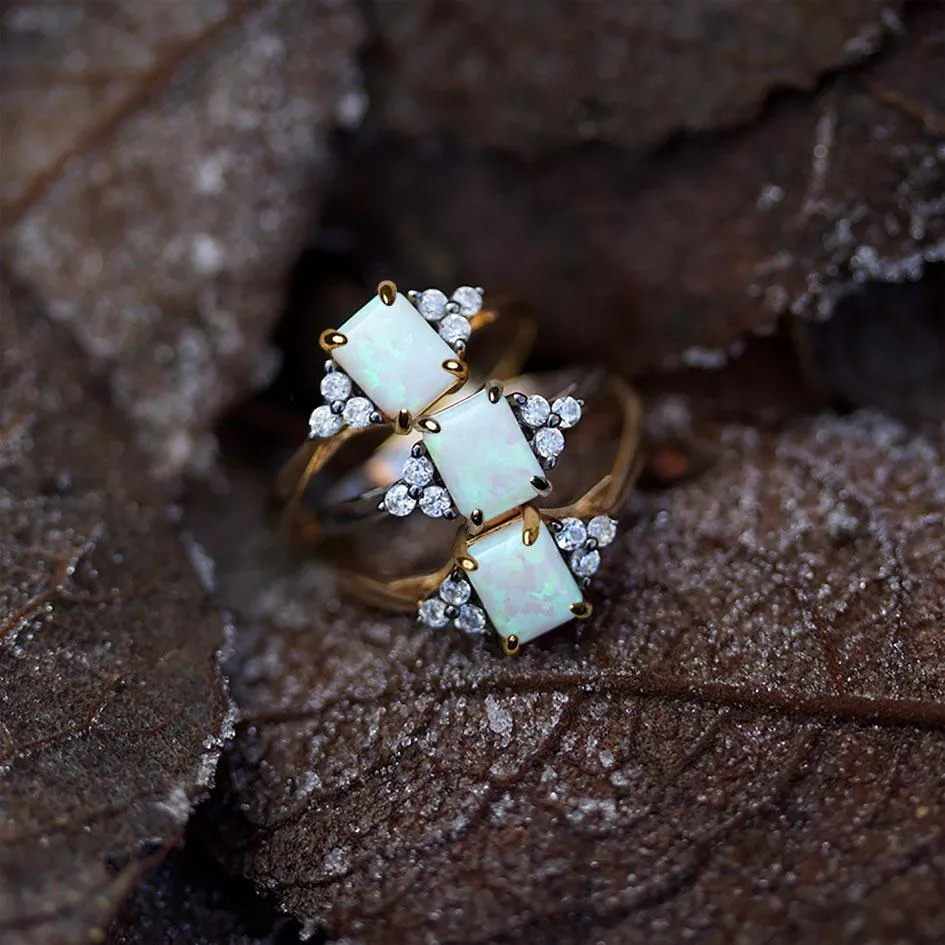 APHRODITE. Opal Silver Ring