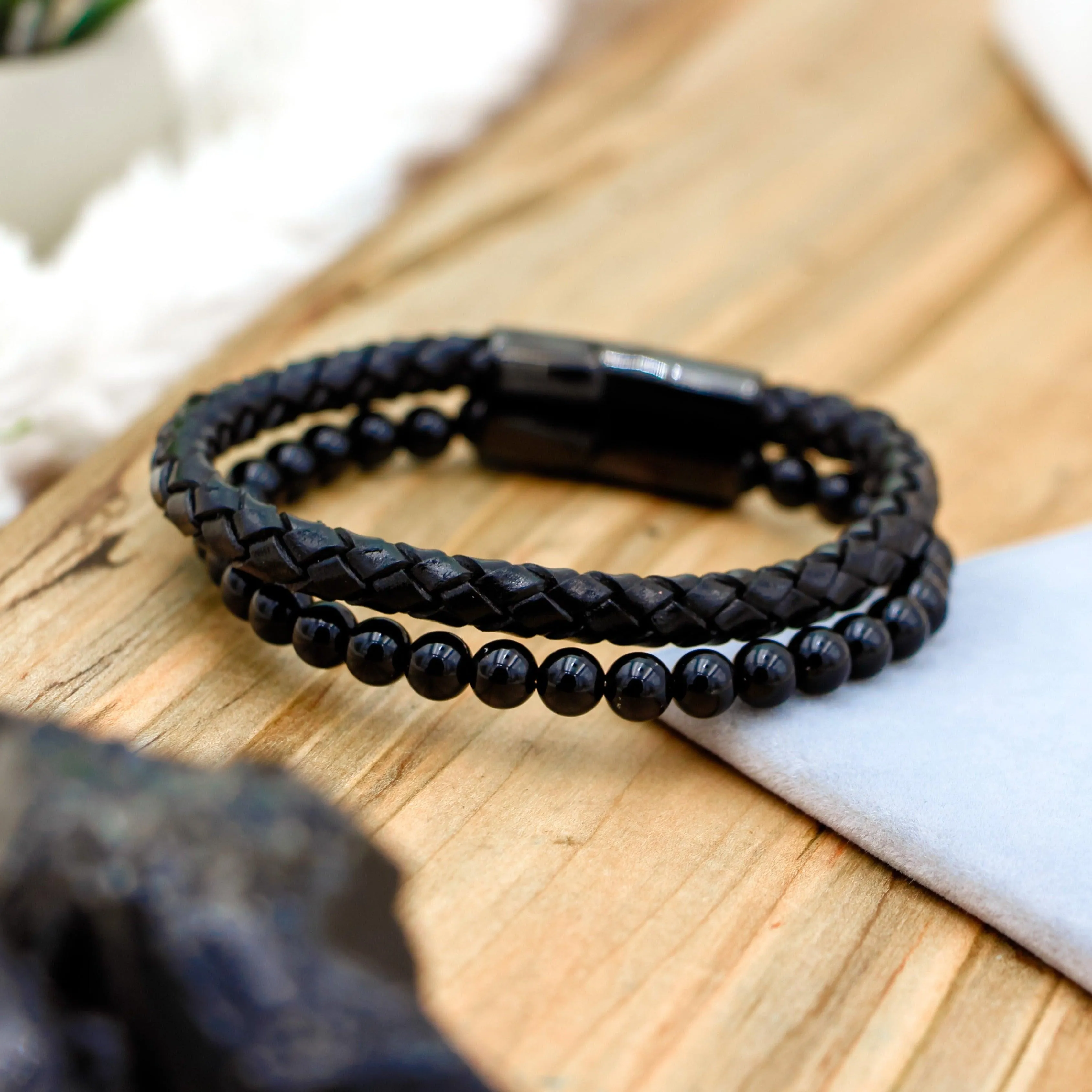 Black Agate Leather Bracelet – Balance and Protection for Everyday Wear