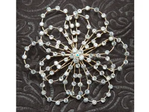 Brooch 1