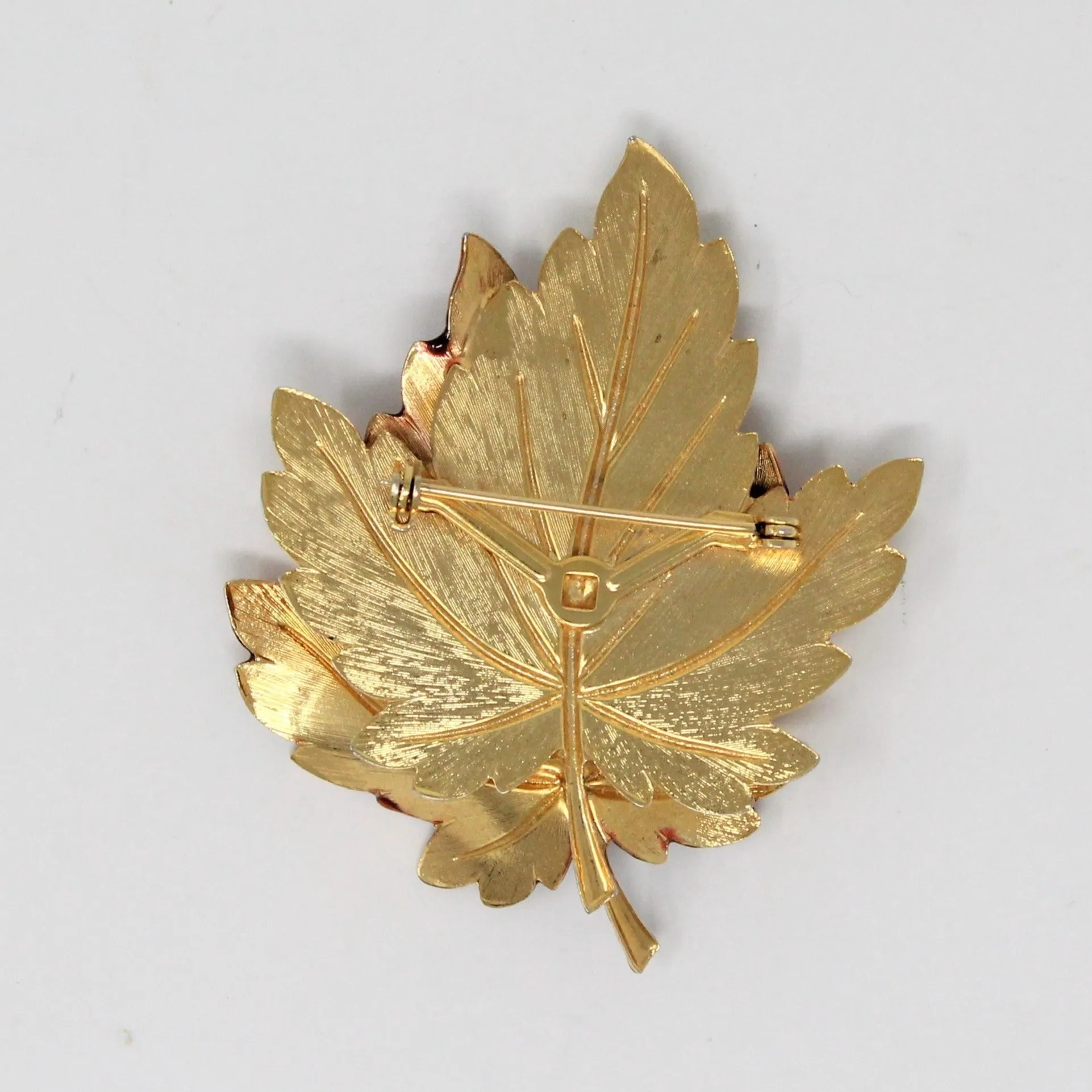 Brooch / Pin, Maple / Oak Leaves, Enamel with Gold Tone, Fall / Autumn, Vintage