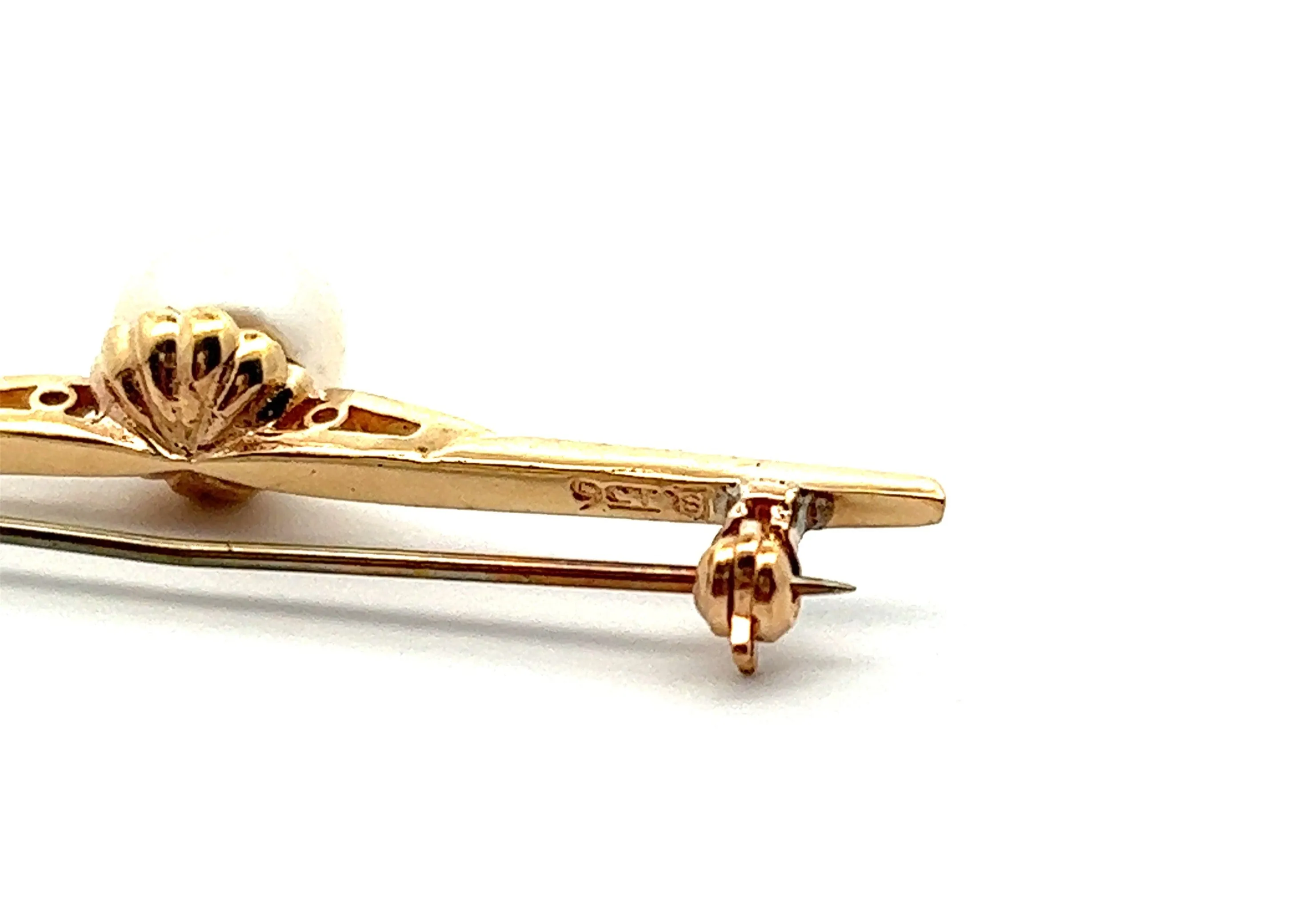 Pearl 9ct Yellow Gold Bar Brooch