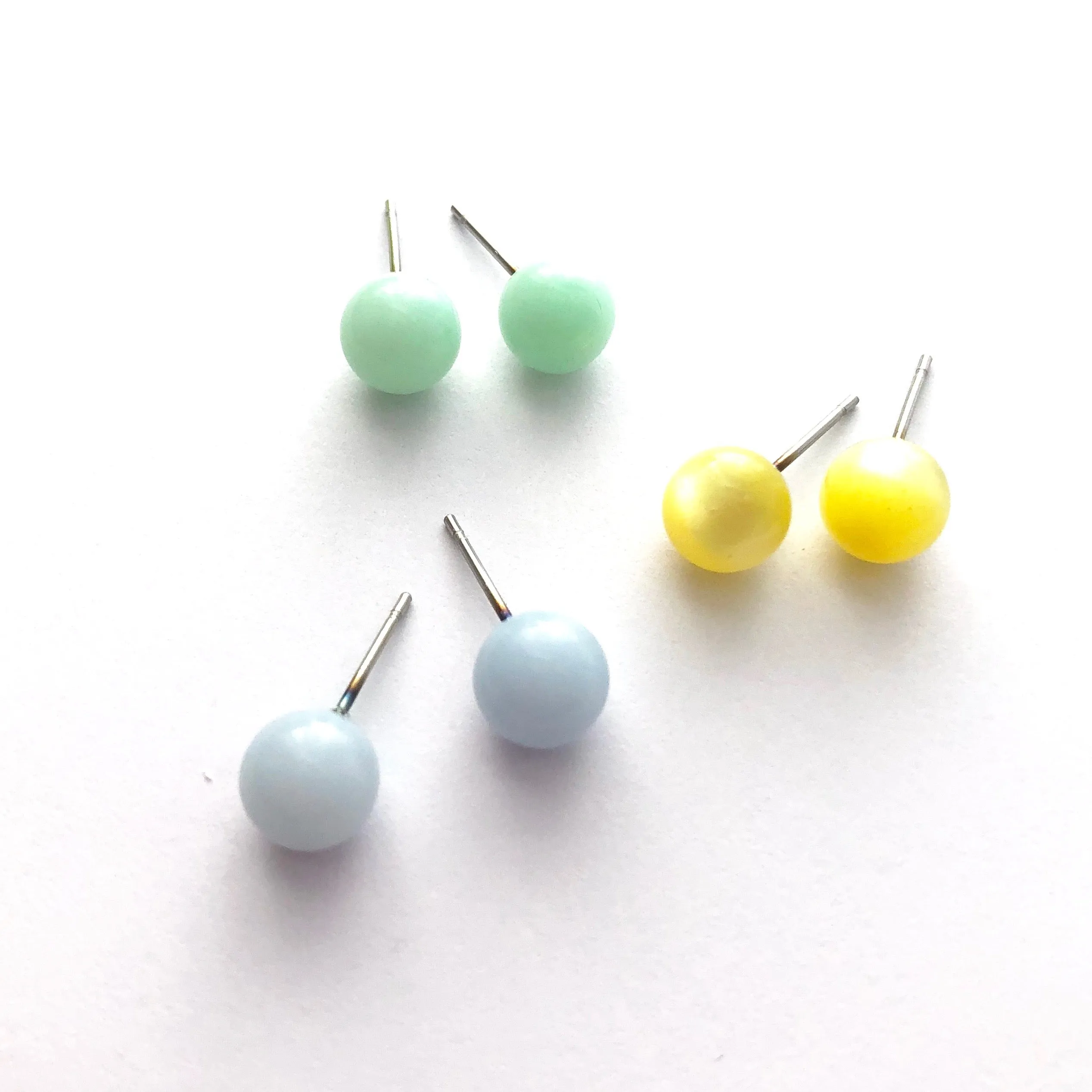 Sky Stud Earring Set | 8mm Vintage Lucite Triple Studs Set