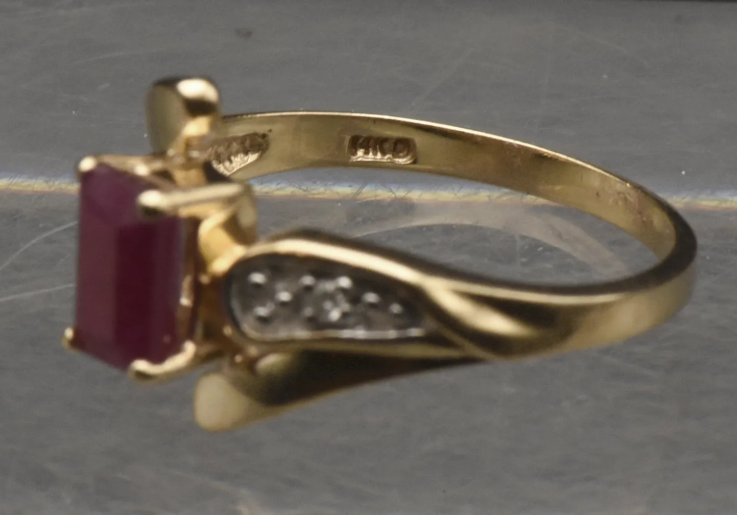 Vintage 14k Gold Ruby and Diamond Ring - Size 5