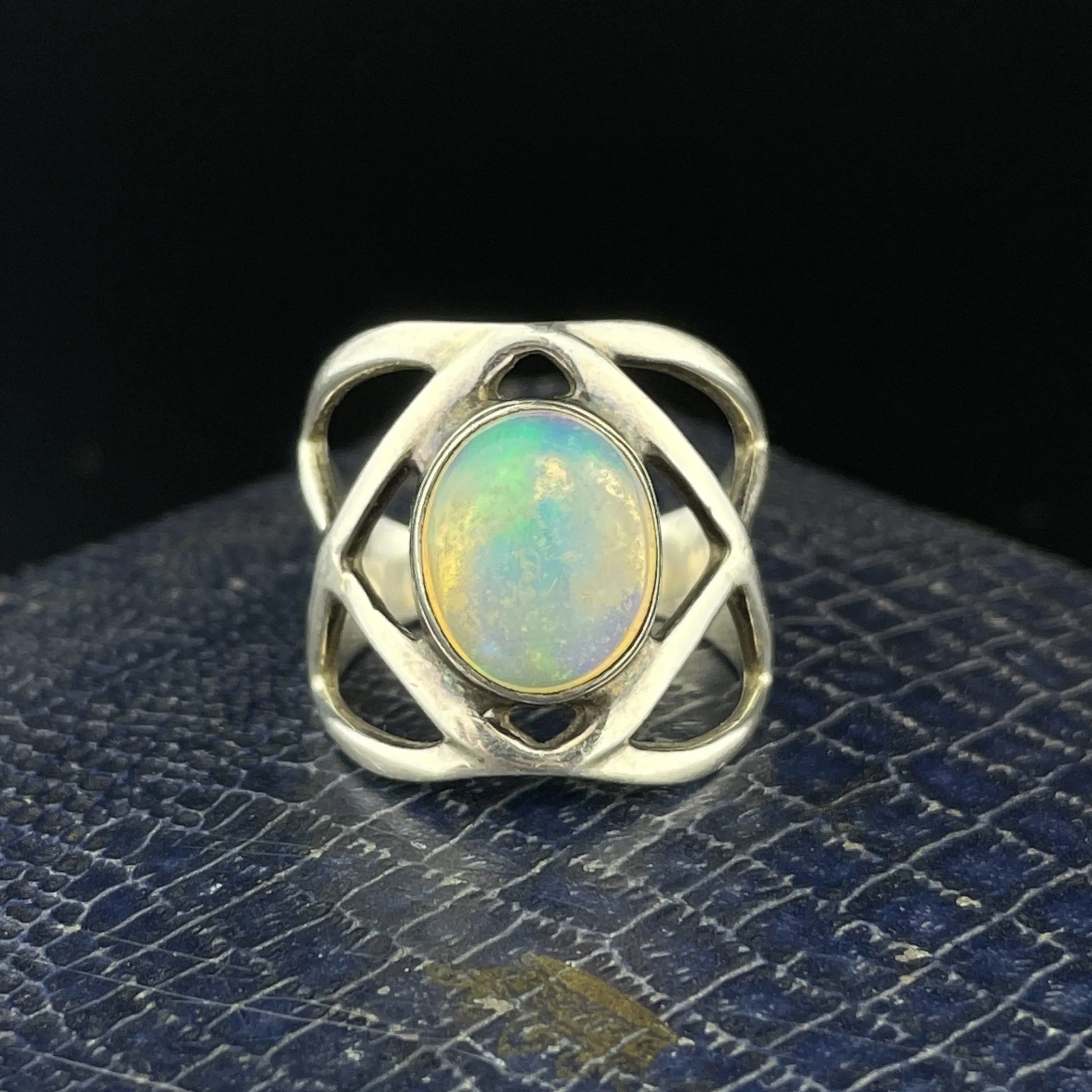 Vintage Fire Jelly Opal Cabochon Silver Infinity Band Ring